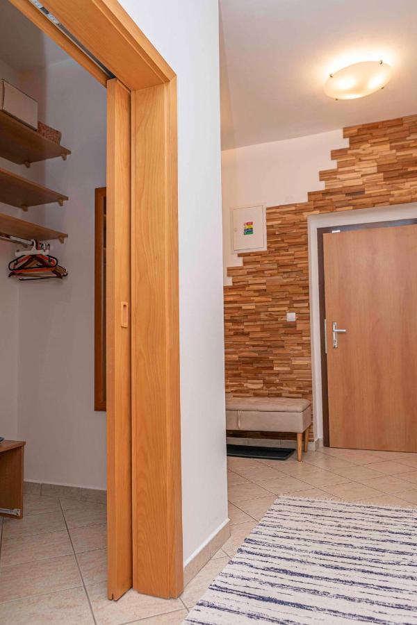 Castle View Apartment With Free Parking 布拉迪斯拉发 外观 照片