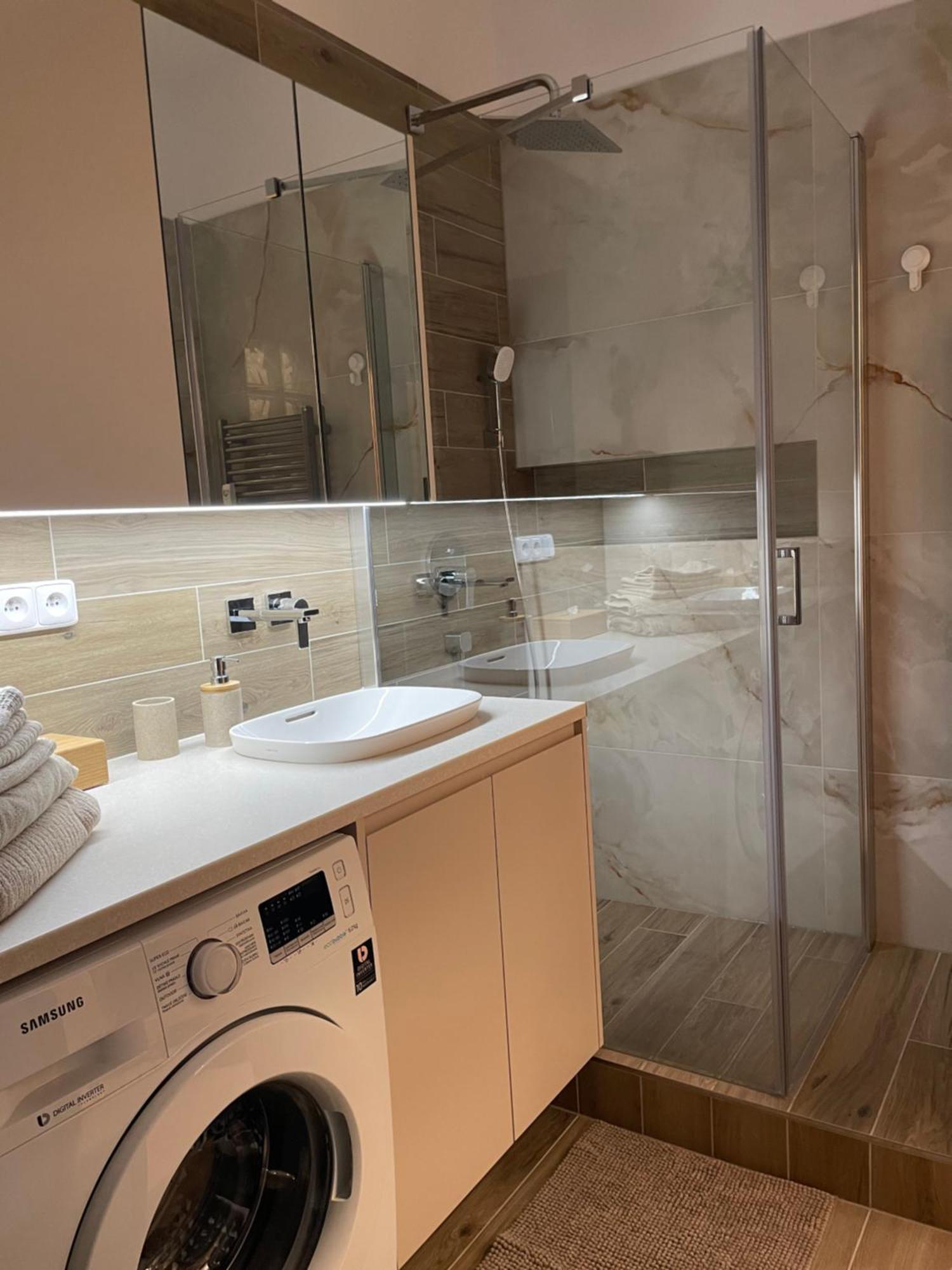 Castle View Apartment With Free Parking 布拉迪斯拉发 外观 照片
